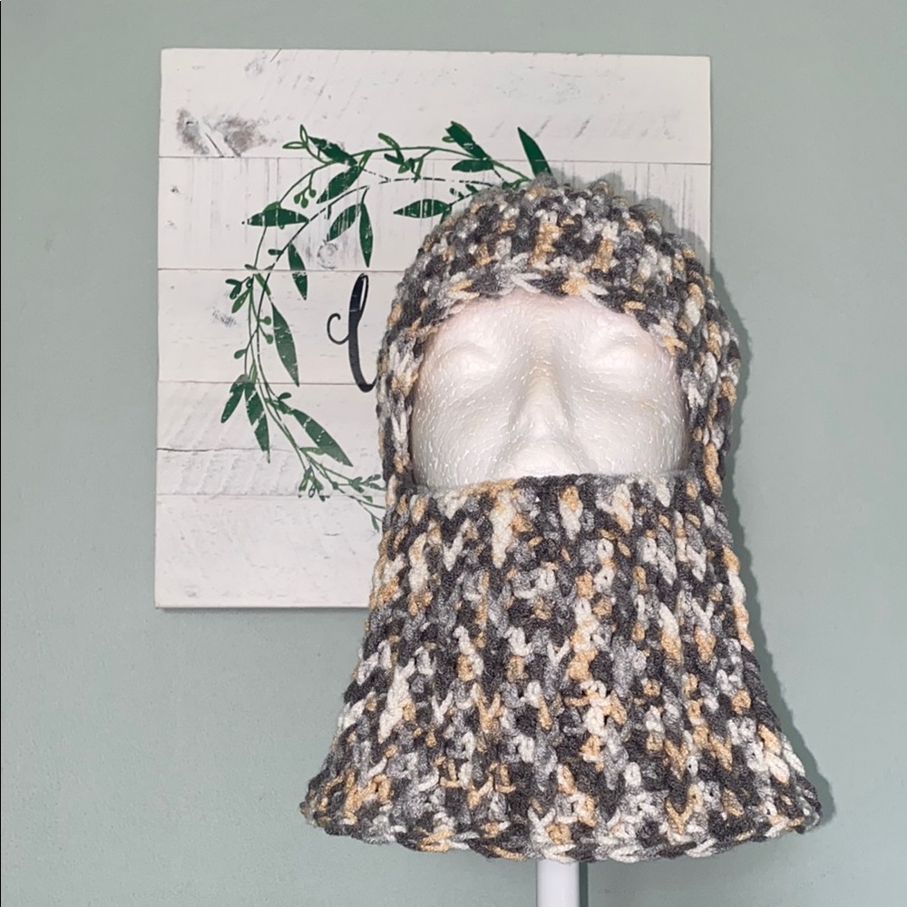 NEW! Unisex Handmade Multicolor Soft Crochet Gray & Cream Ski Mask/Hat/Balaclava